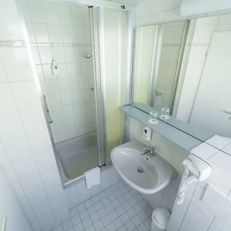 Hotel Carmen 3*