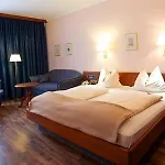 Hotell Carmen 3*