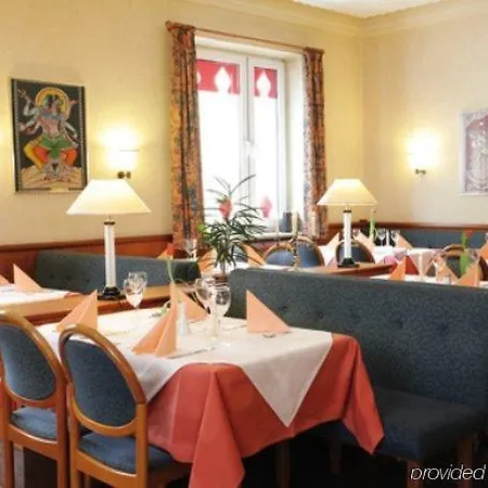 Carmen Hotel 3*