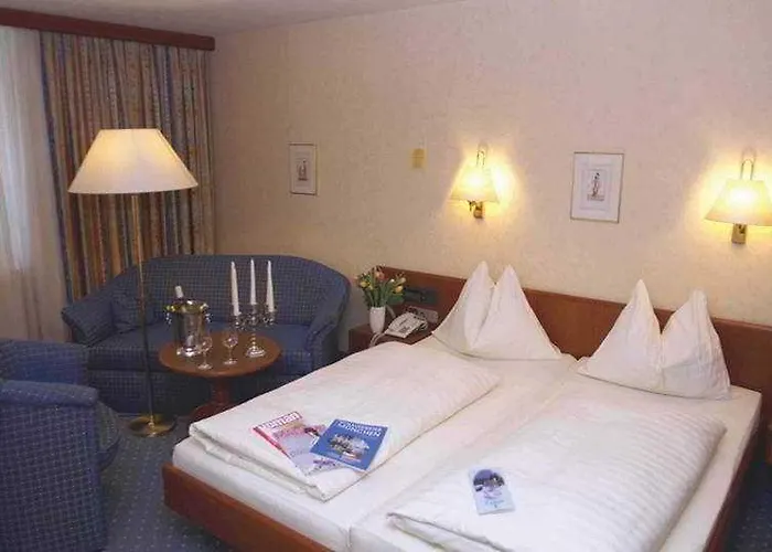 ホテル カルメン 3*